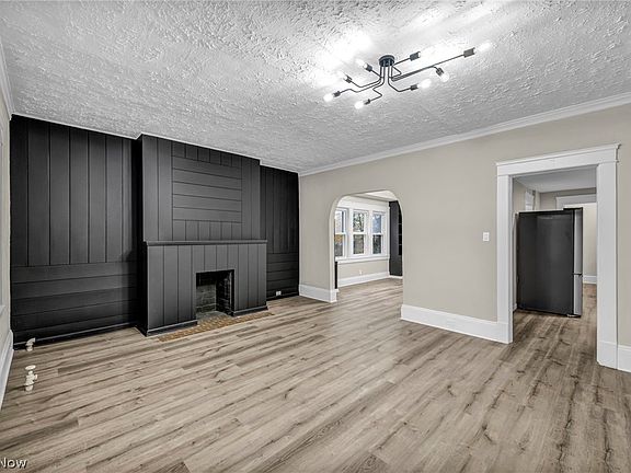 4th image of 3147 Whitethorn Rd