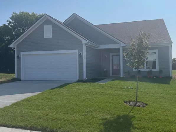 197 Drewood Dr, Trafalgar, IN 46181