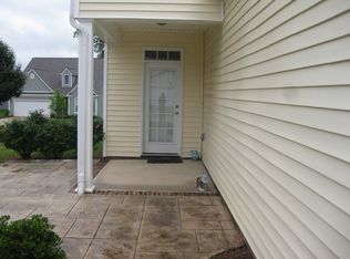 193 Parkview Ln, Bermuda Run, NC 27006