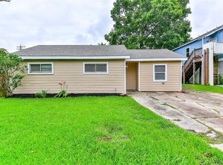 3118 Avenue H, Dickinson, TX 77539