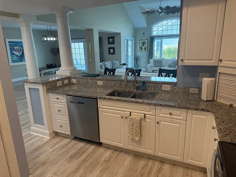 670 Saint Joseph St #204 — Photo 32