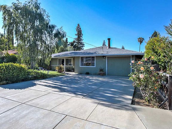 4th image of 20889 Dunbar Dr