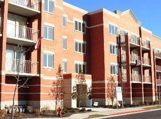 9864 Leland Ave UNIT 219, Schiller Park, IL 60176