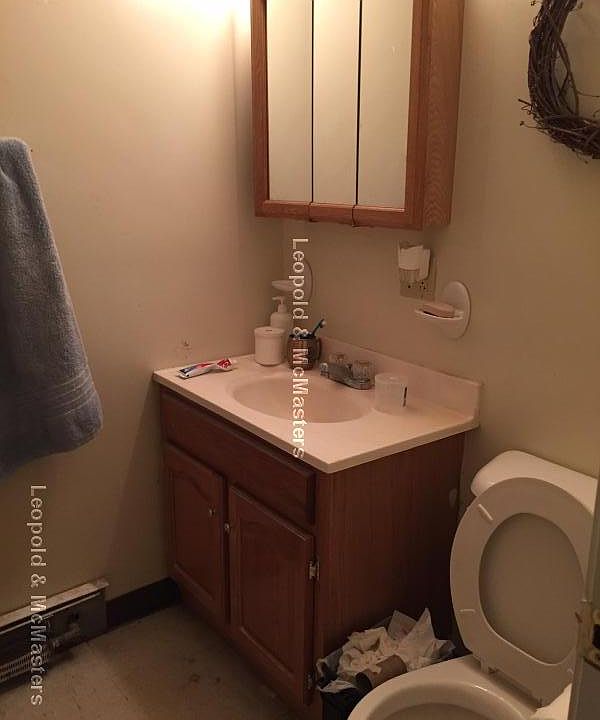 1st image of 19 Linden St #3