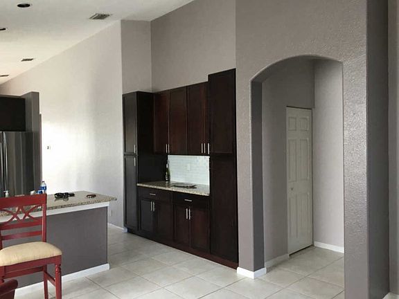 4th image of 5109 Prairie Dunes Village Cir