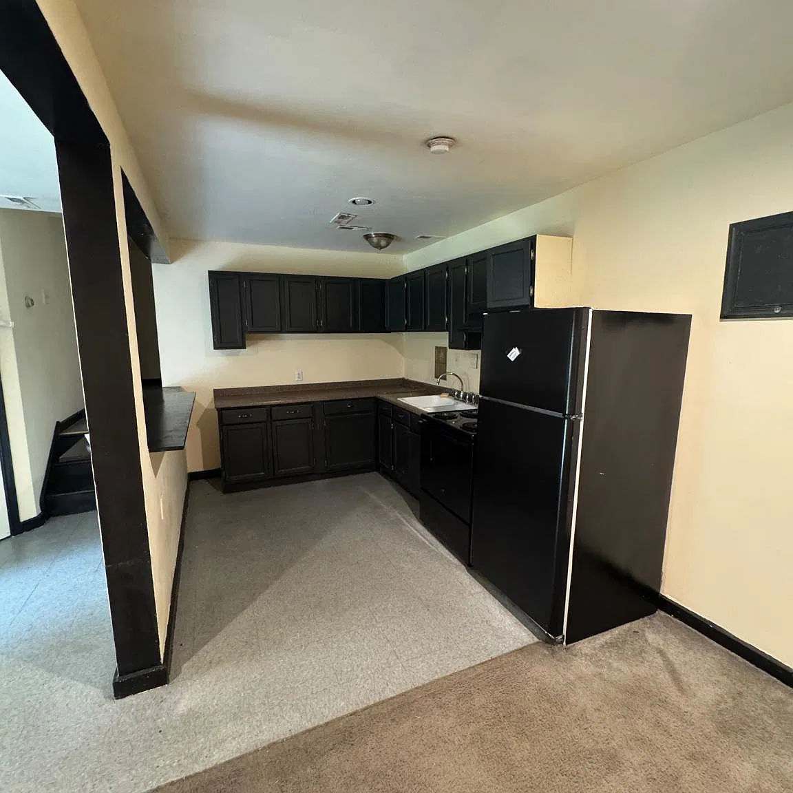 2 bed, 1.0 bath, 1400 sqft, $1,275 — Photo 1