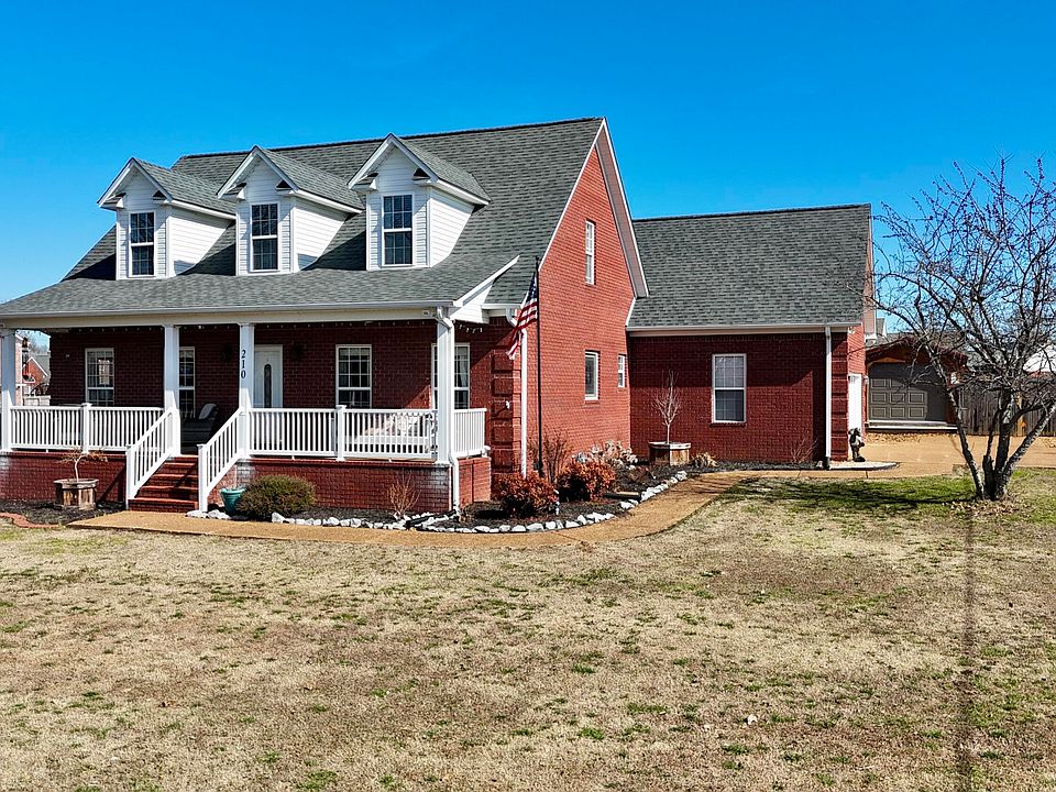 1st image of 210 Lila Ln