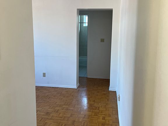 3rd image of 49 Willow St #103