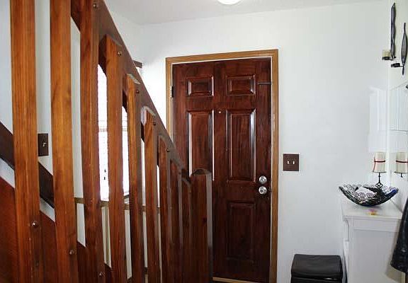 2nd image of 185 Macandrews Way