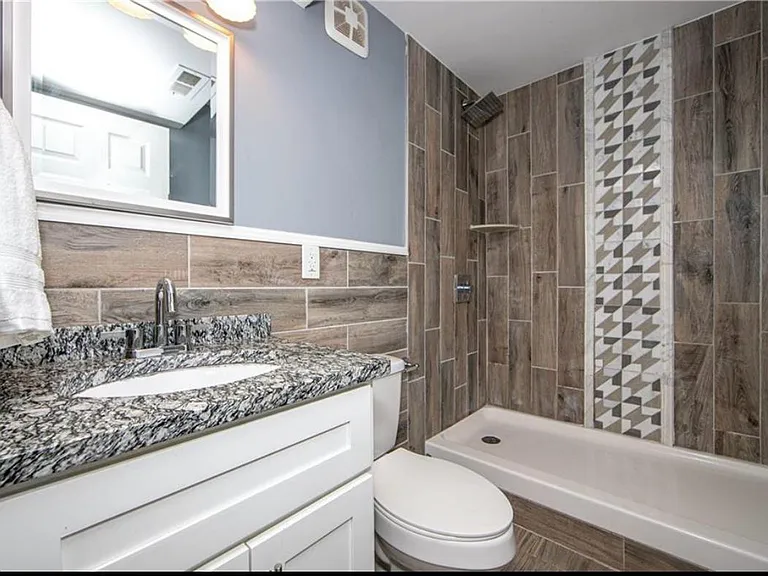 6307 Brambleton Rd — Photo 10