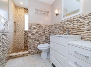 43 Brookfield Rd, Valley Stream, NY 11581