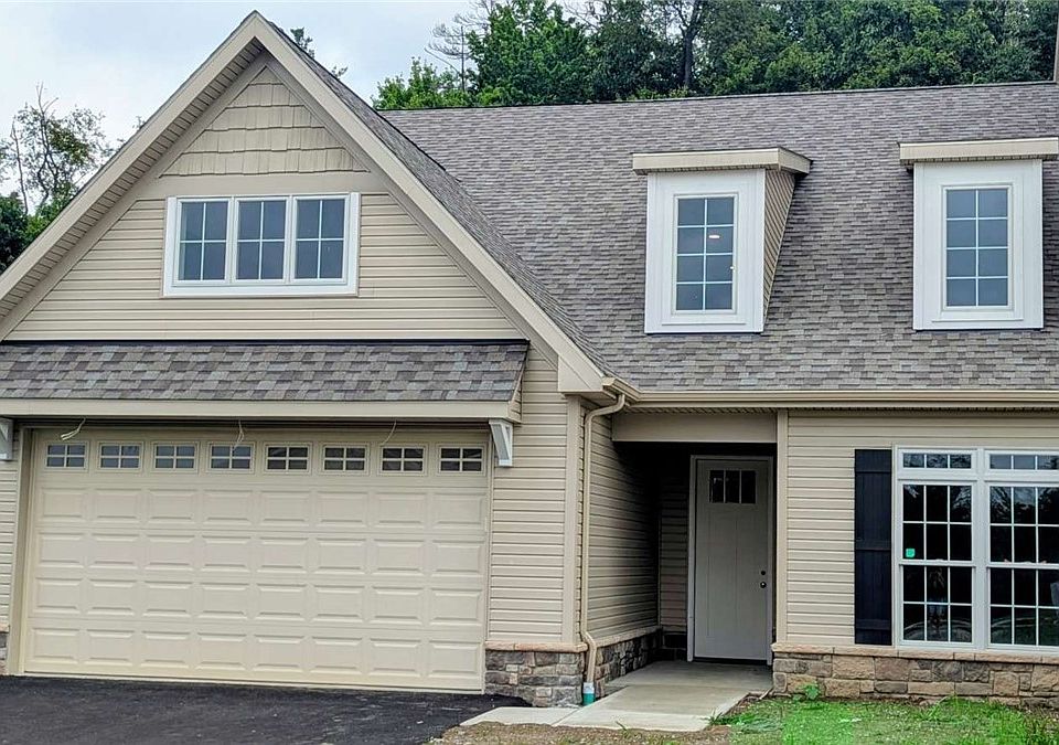 1st image of 447 Eton Dr