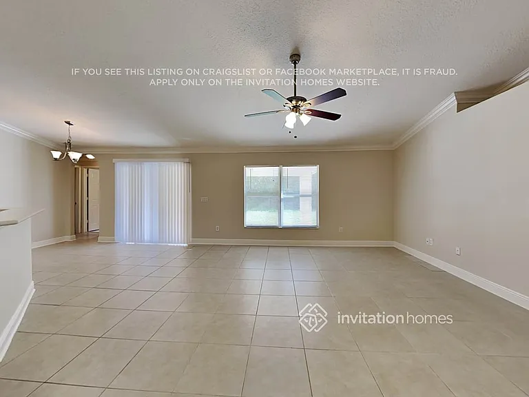 1772 SW Lofgren Ave — Photo 4