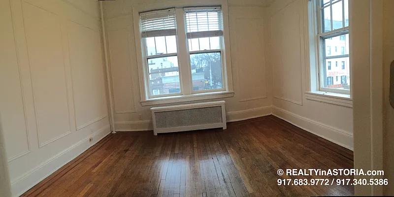 Rented by Alexiou Realty | media 3