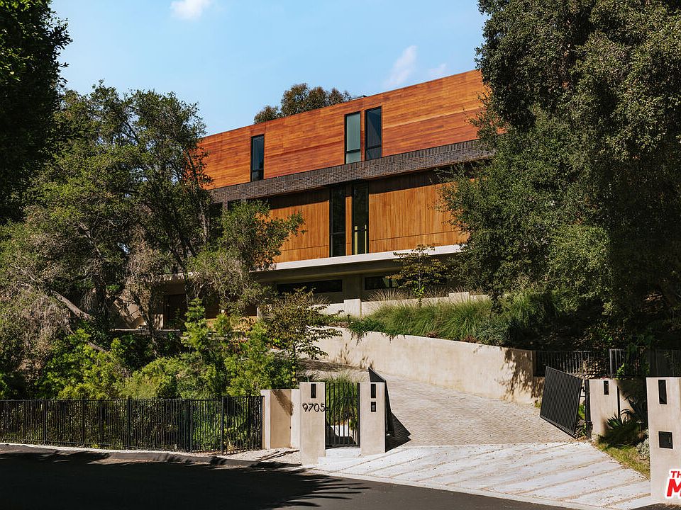 9705 Oak Pass Rd, Beverly Hills, CA 90210 | MLS #25611235 | Zillow