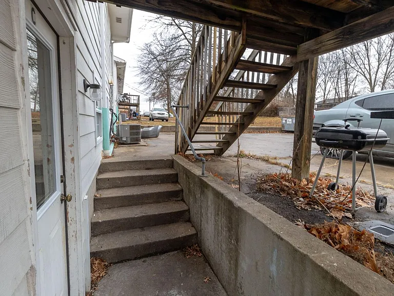 2916 Leeway Dr #A — Photo 24