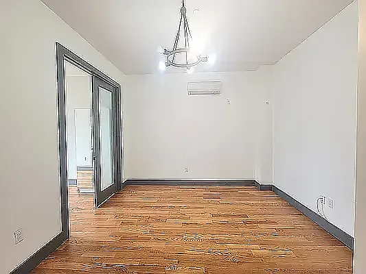 Rented by Friedman Mayer, LREB | media 1