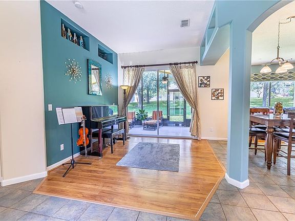 3rd image of 10507 Via Como Ct