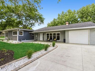 2920 Crescent Ridge Dr, Waukee, IA, 50263