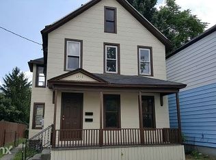 1313 Willow Ave, Niagara Falls, NY 14305