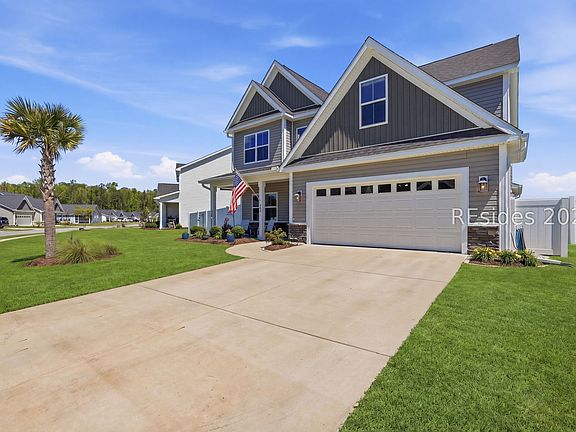 2nd image of 284 Sergeant Jasper Cir