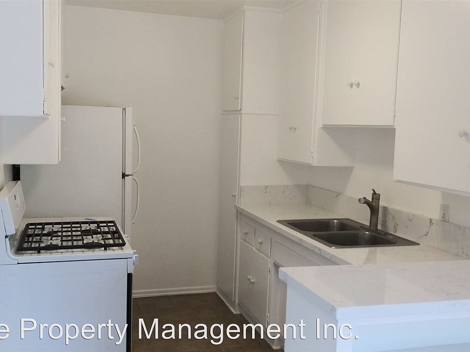 1st image of 1555 S Hayworth Ave APT 7