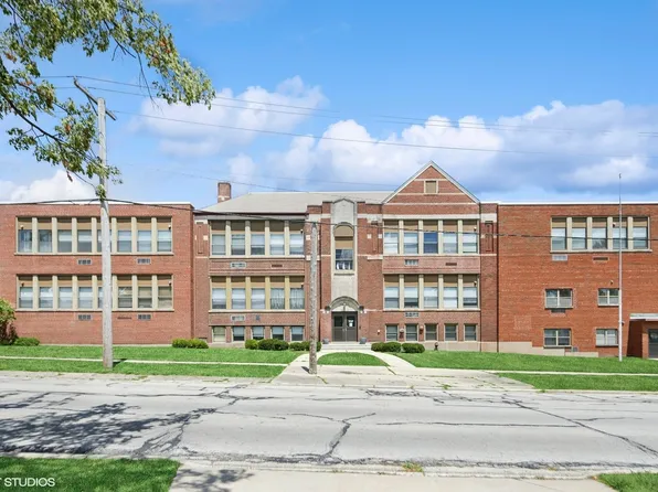 530 E Highland Ave APT C8, Villa Park, IL 60181