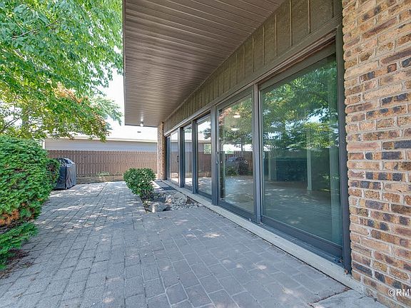 3rd image of 535 E Turner Ave