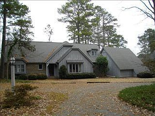 1st image of 305 Walnut Creek Dr