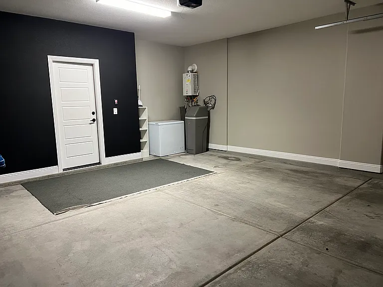 8853 Highland Skye Dr — Photo 23