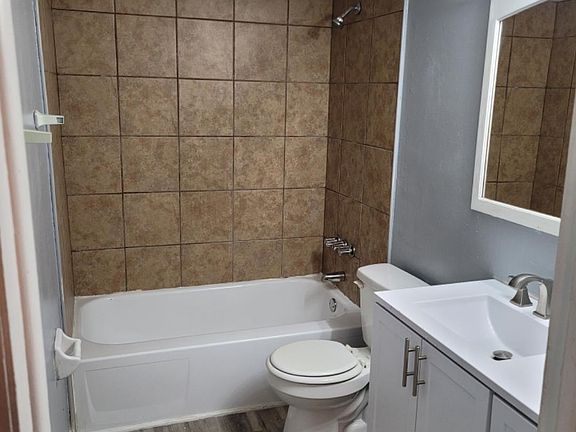 2nd image of 3719 Ohio Ave APT 4