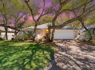 406 Fairway Oaks St, Rockport, TX 78382