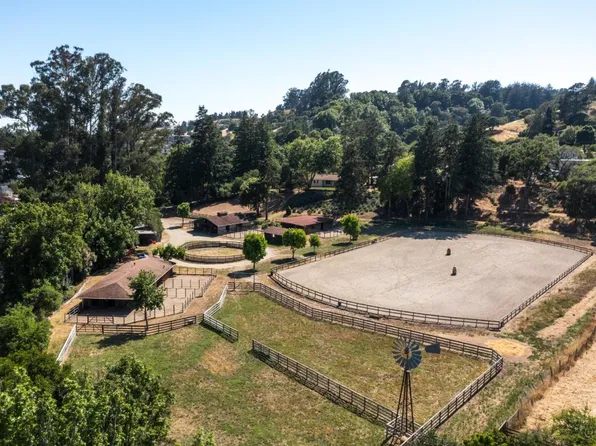 180 Little Creek Rd, Soquel, CA 95073