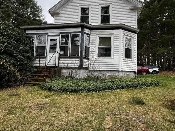 310 Wallum Lake Rd, Pascoag, RI 02859