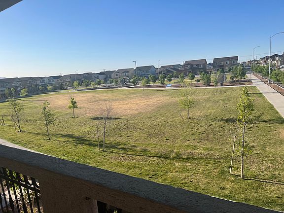 3rd image of 4555 Marisabel Azcarate St