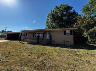 303 Nell St, Batesburg, SC 29006