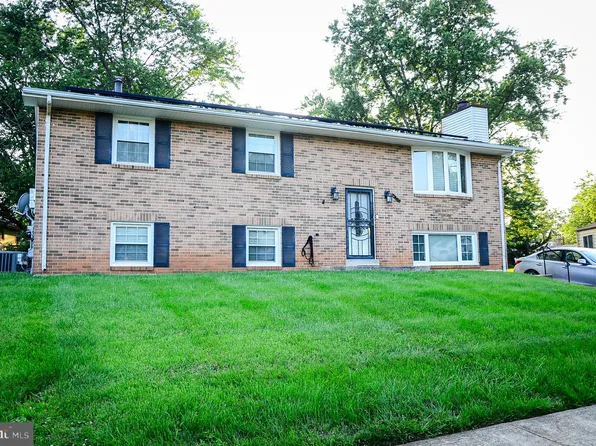 5702 Justina Dr, Lanham, MD 20706