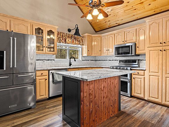 2nd image of 5066 Bob O Link Rd