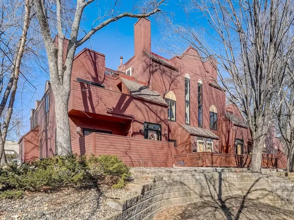 16 Irvine Park #16A, Saint Paul, MN 55102