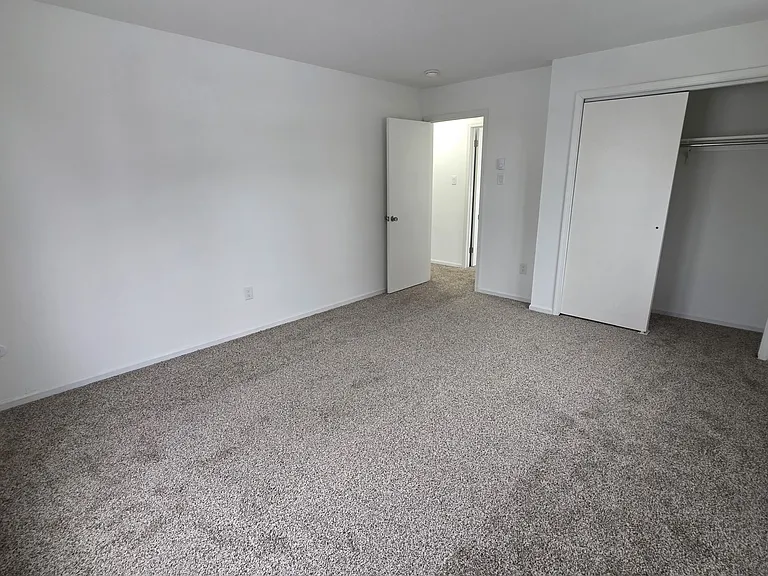 227 Madison Ave #1 — Photo 6