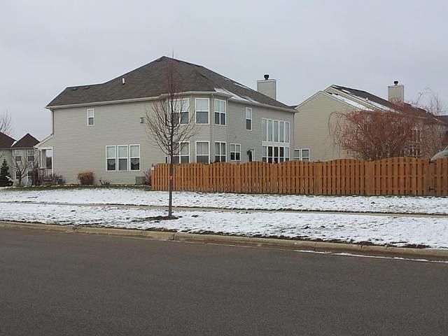 2nd image of 1301 Maple Cir