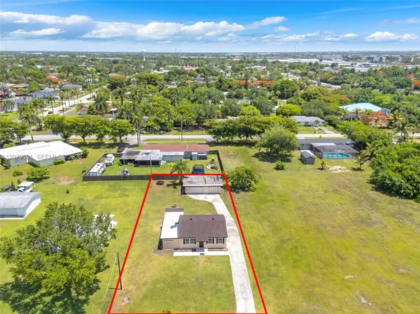 378 SW 6th St, Florida City, FL 33034