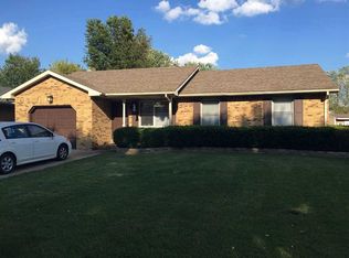 1812 Greenfield Rd, Evansville, IN 47715