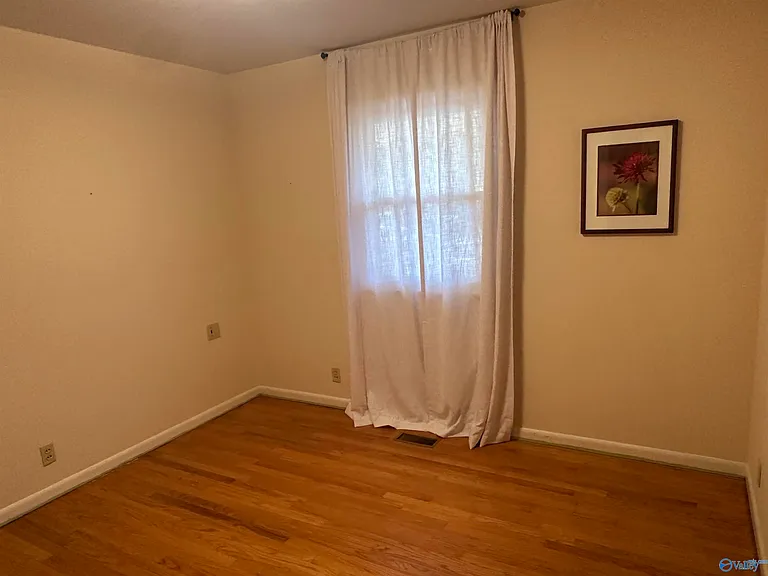 102 Jones Valley Dr SE — Photo 17