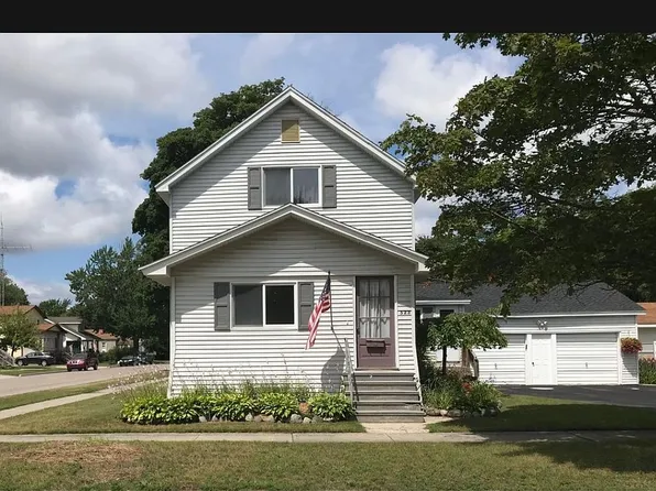 523 S 6th Ave, Alpena, MI 49707