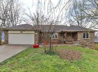 3808 W Kingsley St, Springfield, MO 65807
