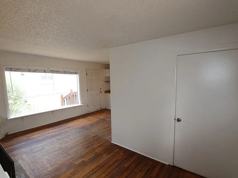 811 N Humphreys St — Photo 10