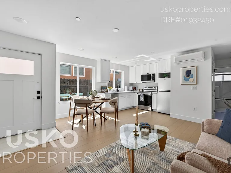 2708 T St #1 — Photo 9