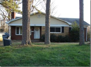 3807 Carlyle Dr, Charlotte, NC 28208