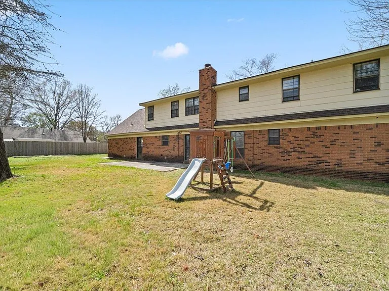 676 Hermitage Trail Dr — Photo 22
